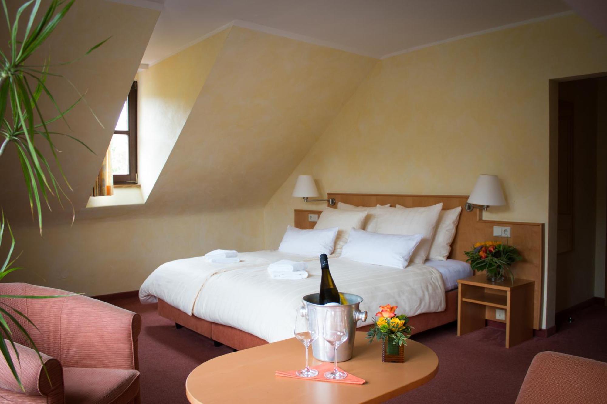 Hotel Bremerhof Kaiserslautern Room photo